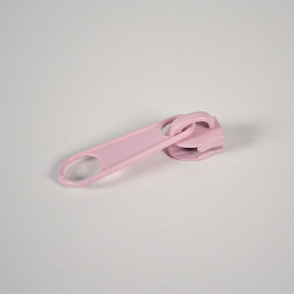 Kovinski ključek TKY z vleko za zadrgo #3 mm old roza